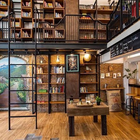 Hobnob Hostel (Adults Only) Chiang Mai Eksteriør bilde