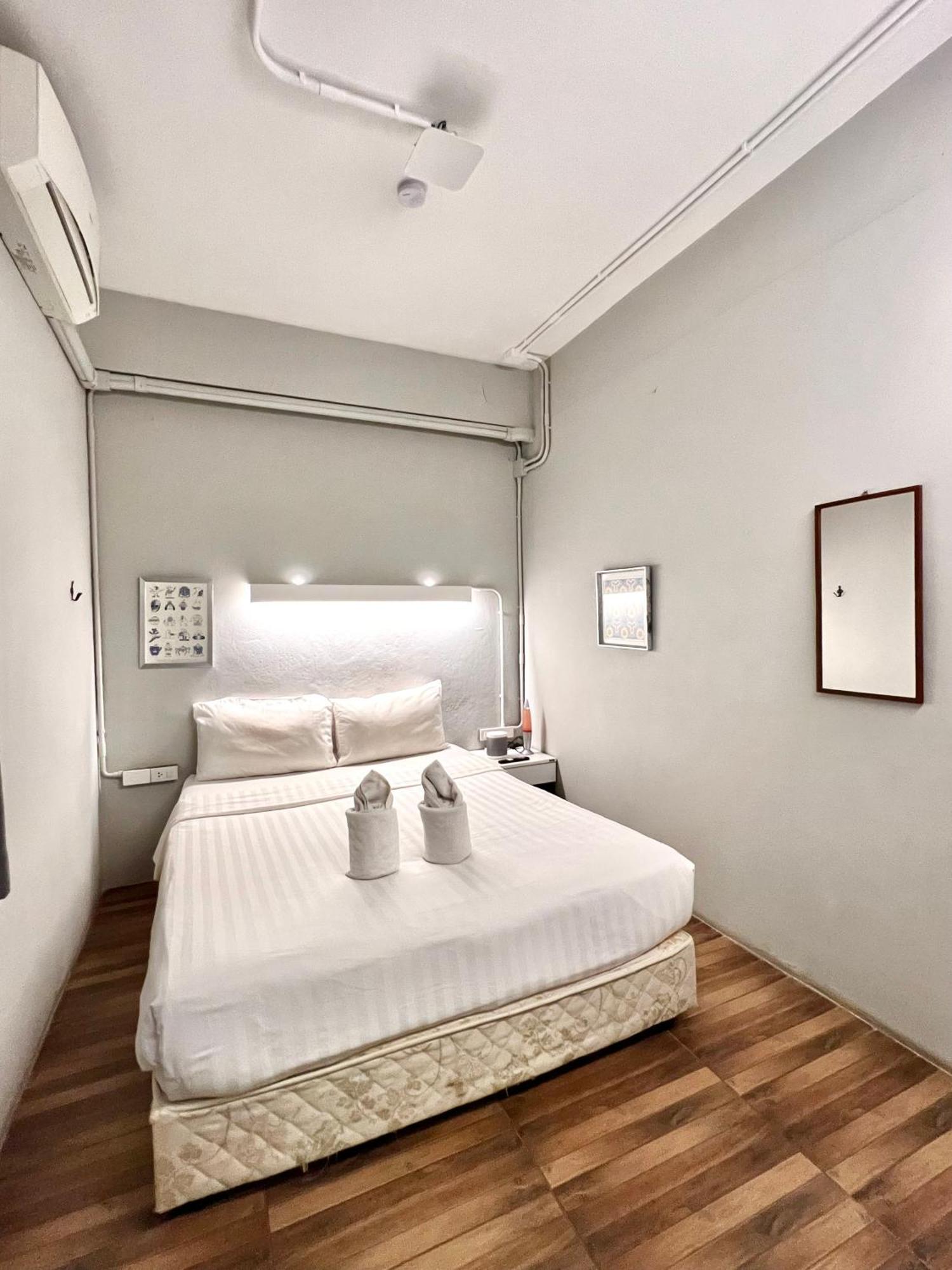 Hobnob Hostel (Adults Only) Chiang Mai Eksteriør bilde