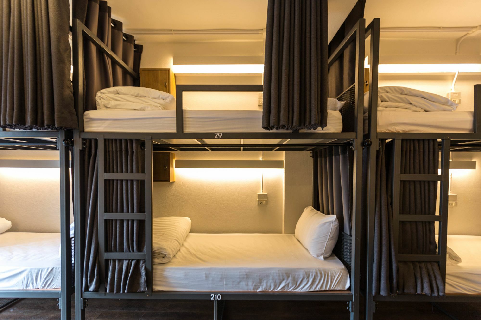 Hobnob Hostel (Adults Only) Chiang Mai Eksteriør bilde
